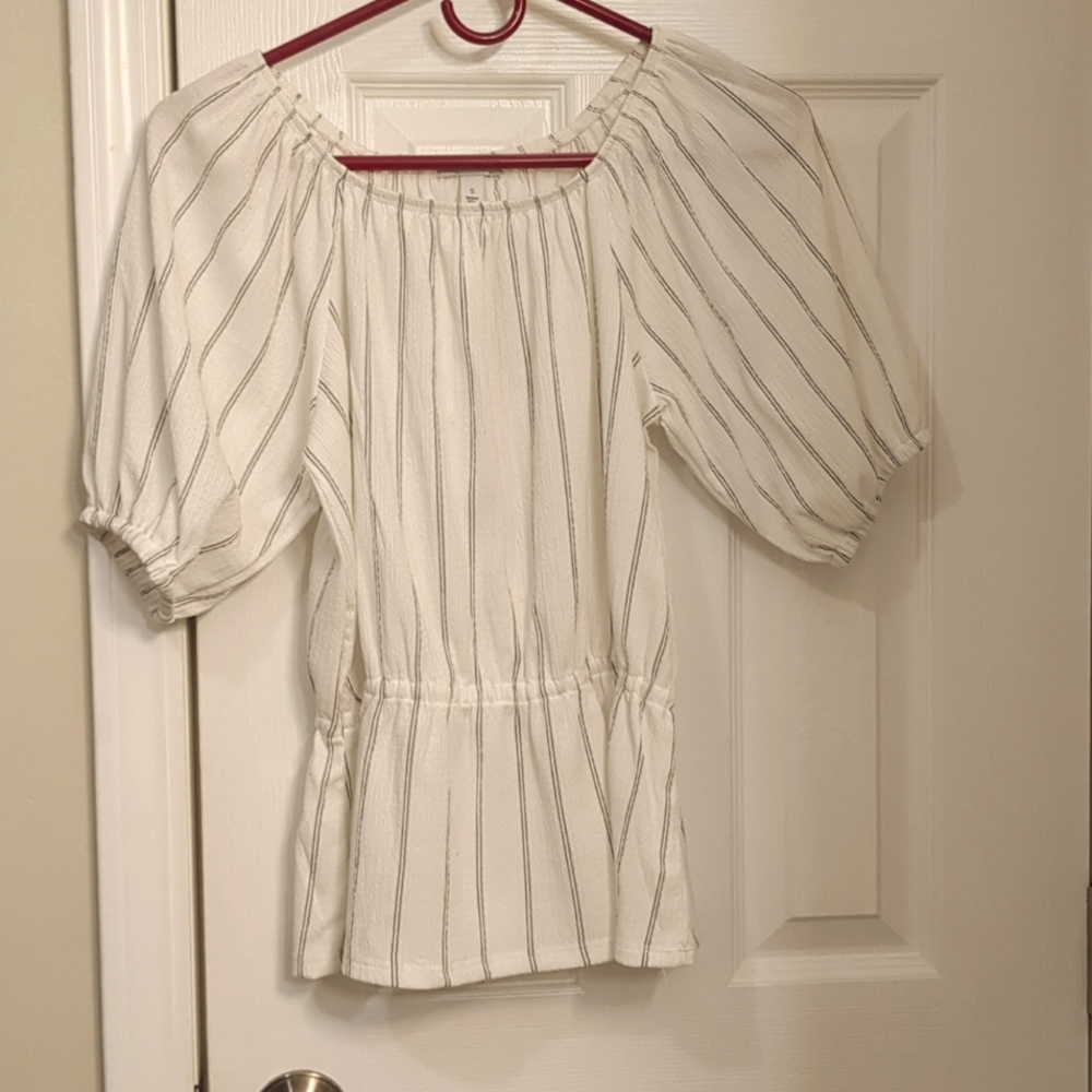 Nine West size small shirt
